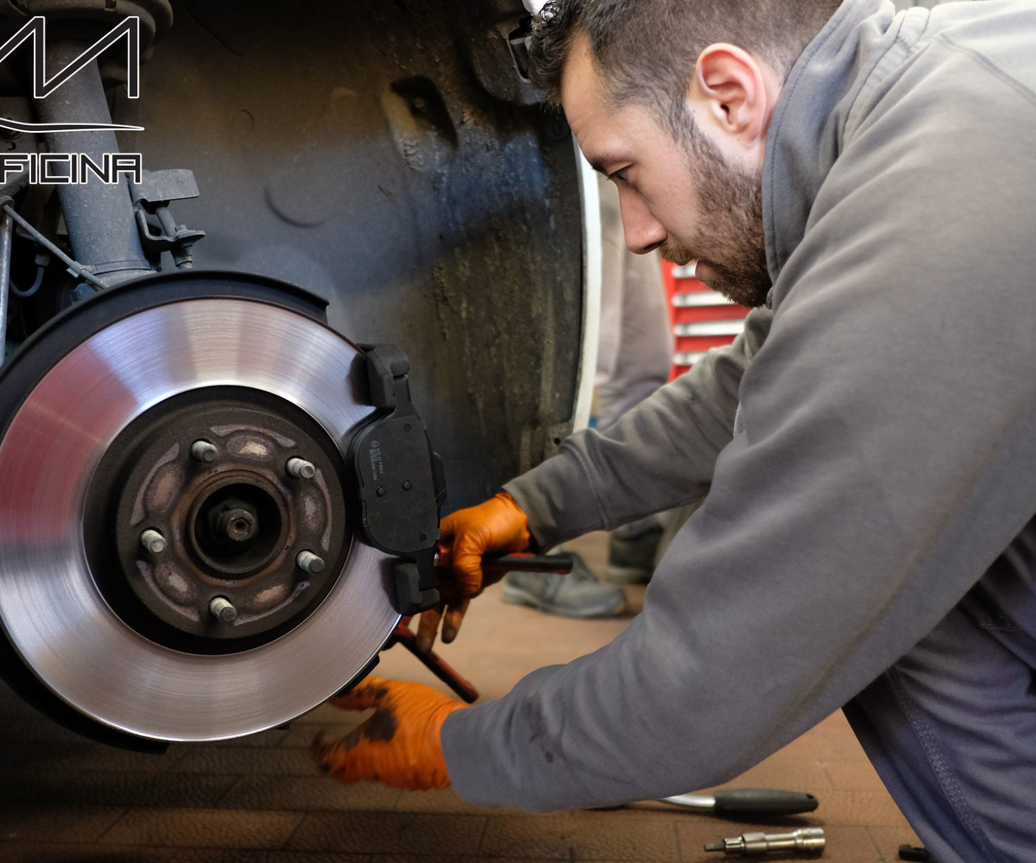 A.M. AUTO autofficina pneumatici revisioni meccanico officina meccanica Sieci Pontassieve