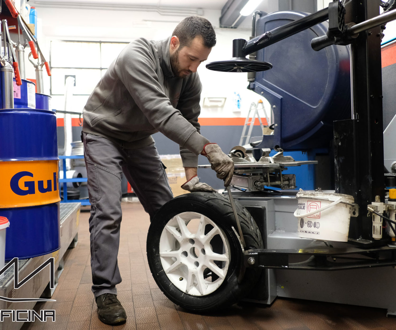 A.M. AUTO autofficina pneumatici revisioni meccanico officina meccanica Sieci Pontassieve